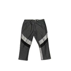 Athletic Works Gray and Black Capris